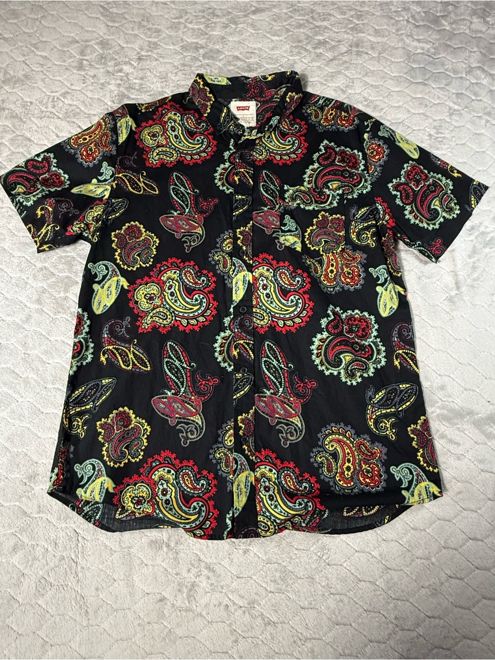 Levi’s Paisley All Over Print Short Sleeve Button Up Shirt Large